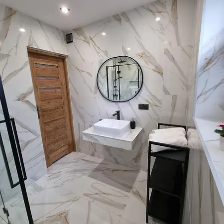 Sylwia Aparthouse - 比利但耶克