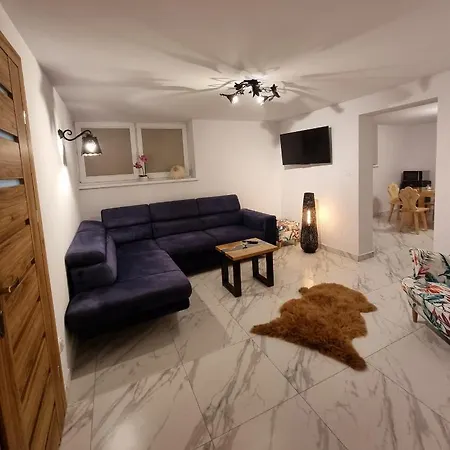 Sylwia Aparthouse - * 比利但耶克