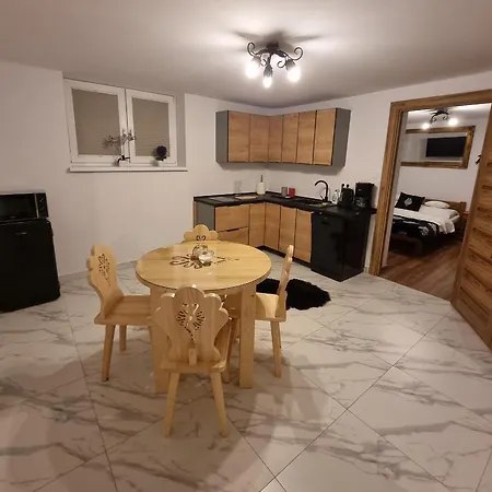Sylwia Aparthouse -