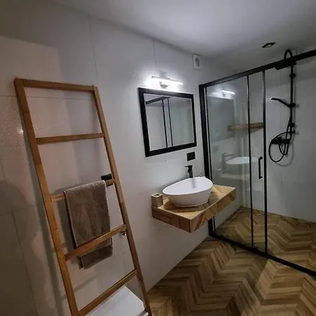 Sylwia Aparthouse - Apartman *
